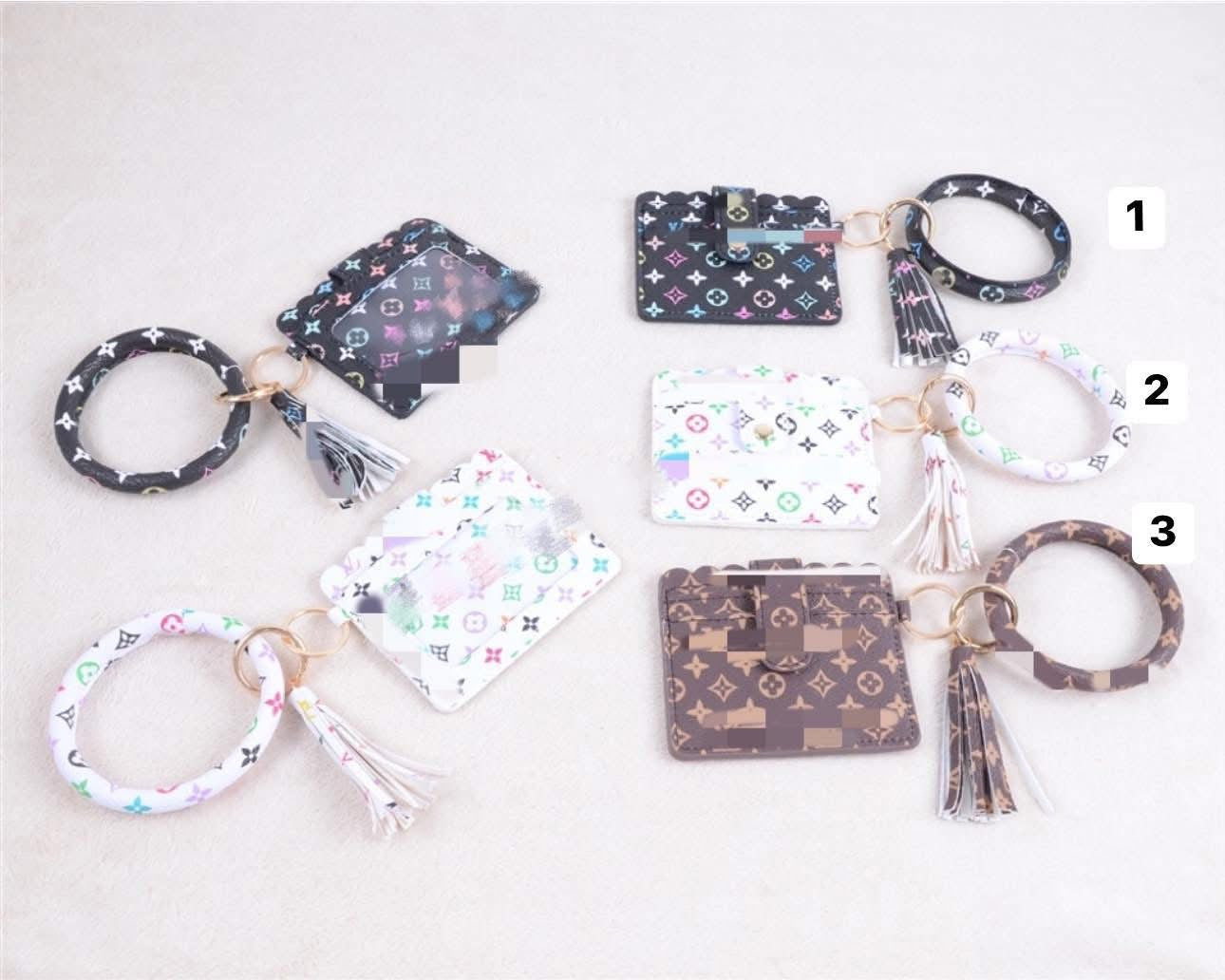 Vee card holder wristlet