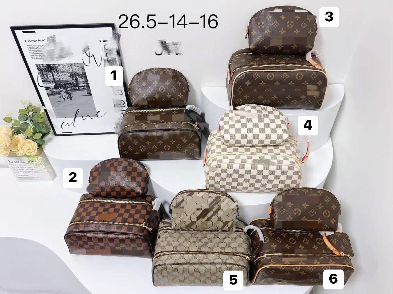 Makeup bag set