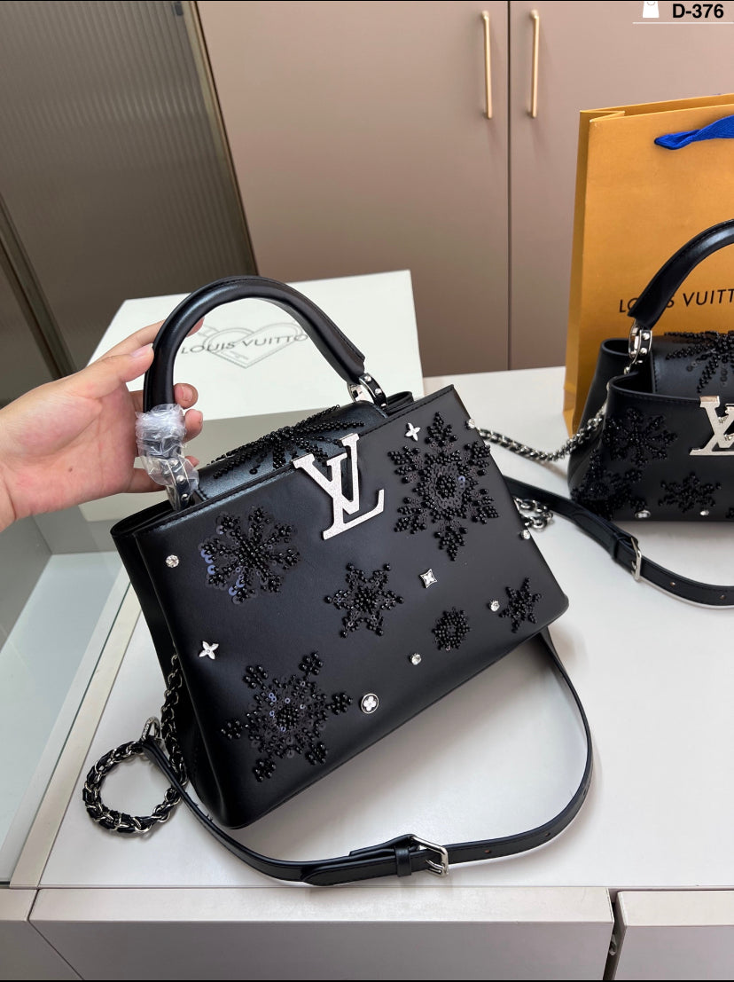 Snowflake Vee